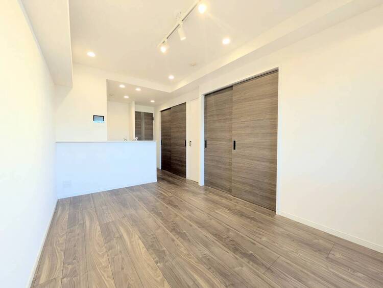 居間 充実した生活は伸びやかな居室空間から始まります。