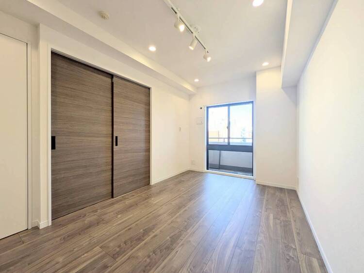 居間 シンプルな内装と偏り過ぎないデザインで統一しました。