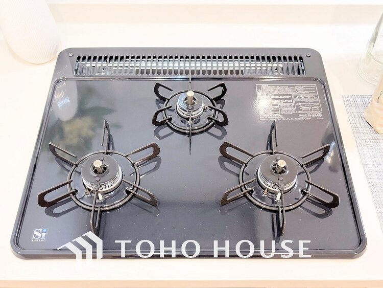 その他 3口ガスコンロでお料理のスピードもUP。効率よくお料理できますね