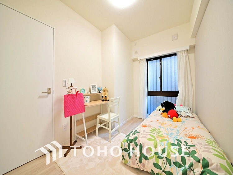 内装 シンプルですっきりとした室内は飽きのこない居心地の良い雰囲気