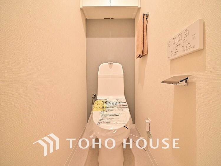 トイレ トイレには快適な温水洗浄便座付