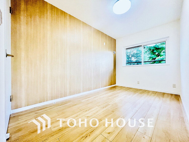 内装 シンプルですっきりとした室内は飽きのこない居心地の良い雰囲気