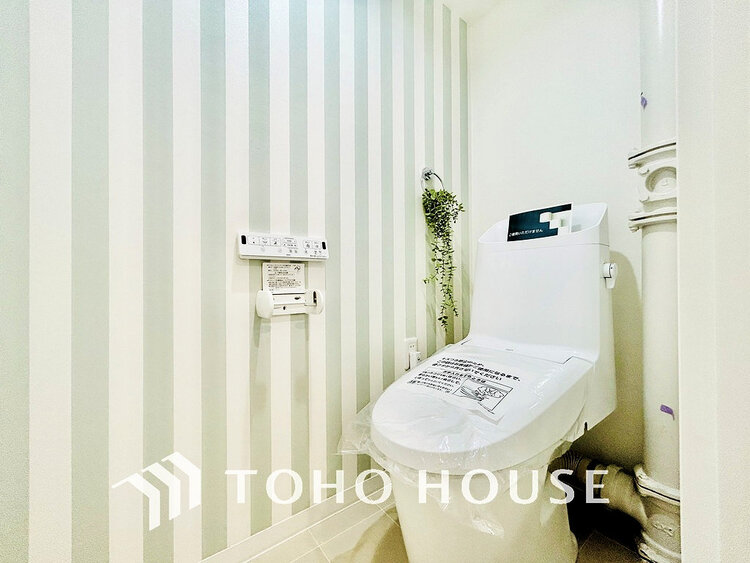 トイレ トイレには快適な温水洗浄便座付