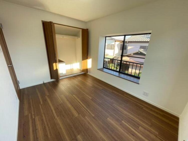 内装 各居室収納がありご家族ごとのアイテムをすっきりとしまえます 