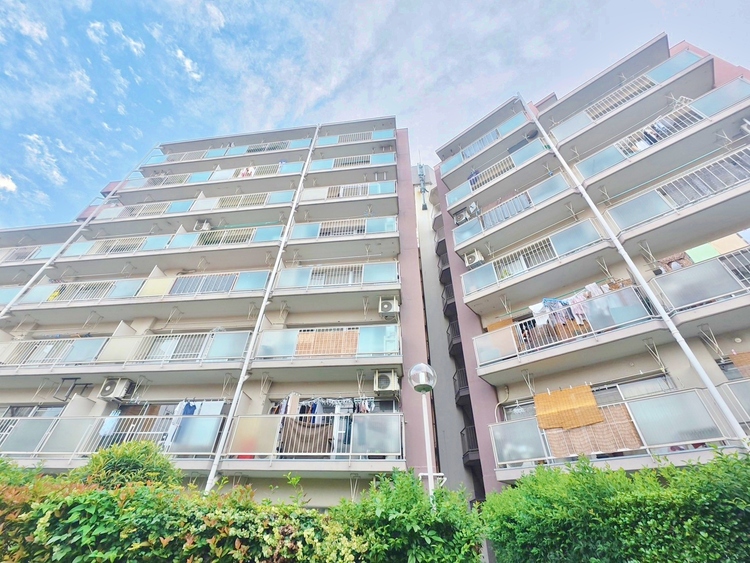 外観 現地に足をお運びいただいた際には、周辺散策などをお勧めいたします。