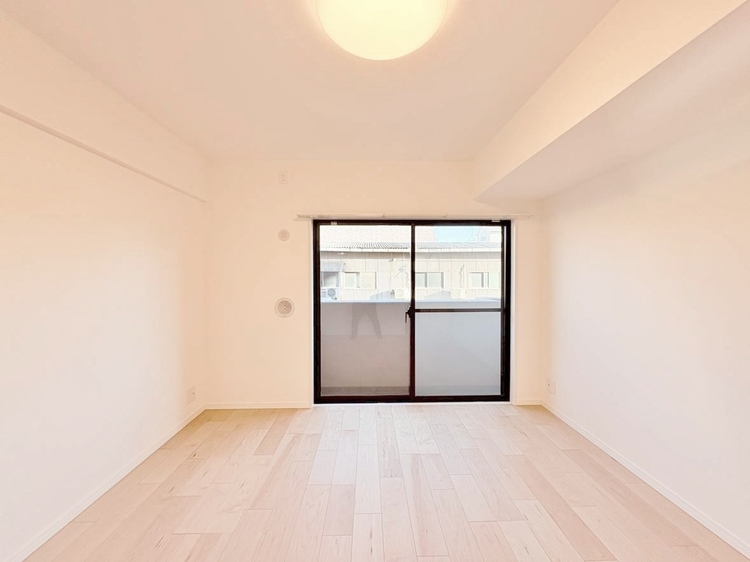 居間 過ごす時間が、たくさんの思い出として紡がれていく場所。