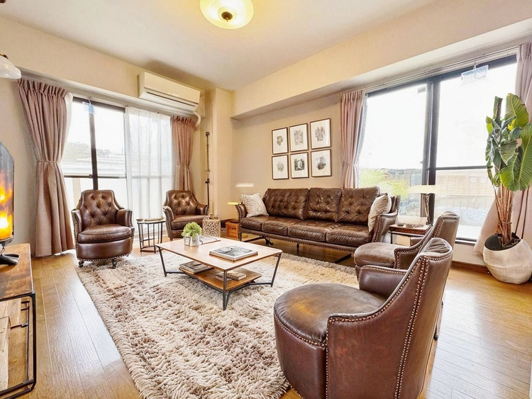 居間 （ＣＧ加工済み）豊かな居住性と、安心感を満たすクオリティが見事に調和した住空間。