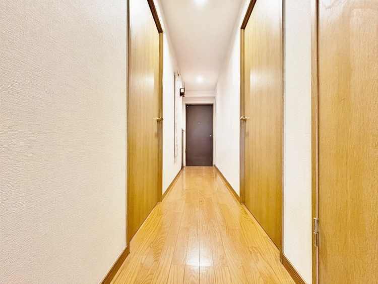 玄関 シューズボックスを完備した玄関です。