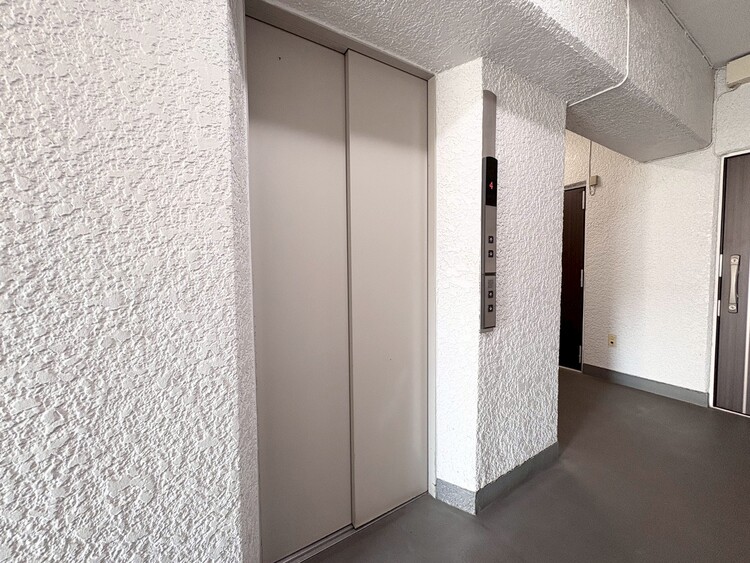 その他 エレベーター完備のため荷物が多くなっても安心。