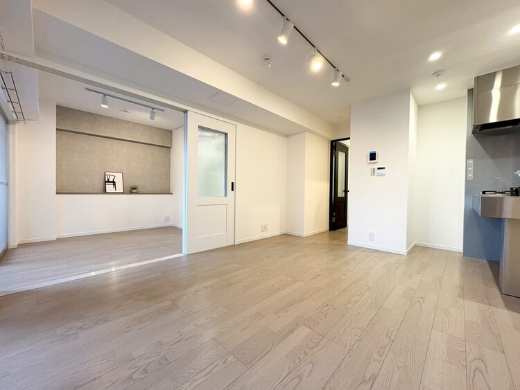 その他 シンプルな内装と偏り過ぎないデザインで統一しました。