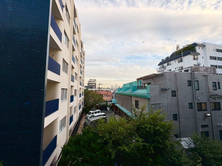 その他 眺望や窓からの景色が良いと、家で過ごす時間も快適です。