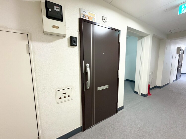 その他 清潔感のある落ち着いた雰囲気の玄関です。