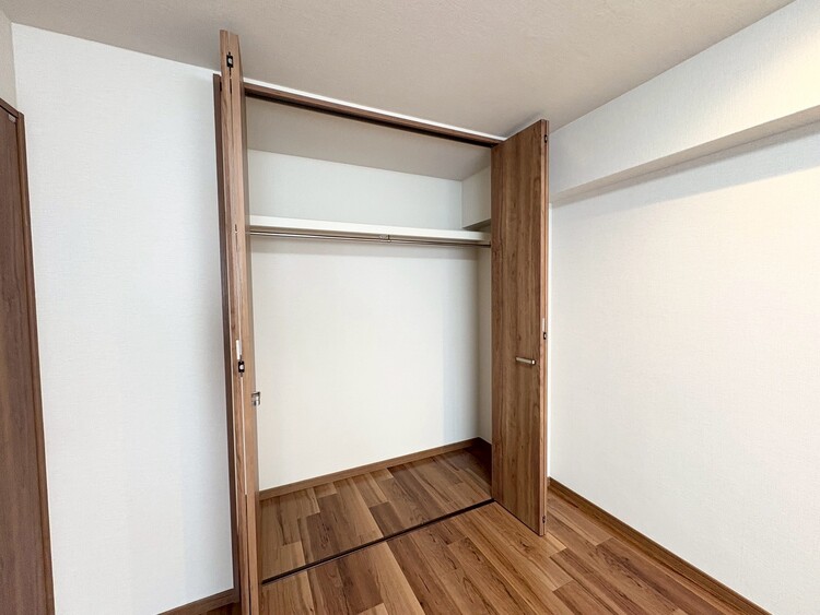 その他 収納スペースが付いていて、お部屋を広く使っていただけます。