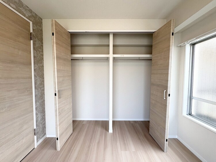 その他 収納スペースが付いていて、お部屋を広く使っていただけます。