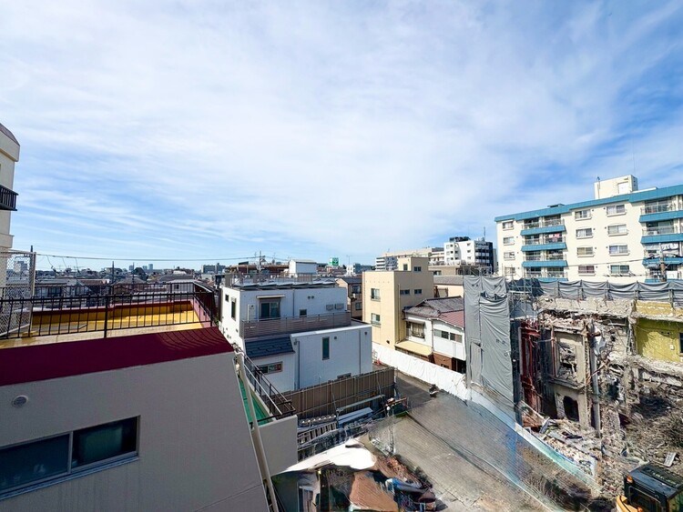 その他 眺望や窓からの景色が良いと、家で過ごす時間も快適です。