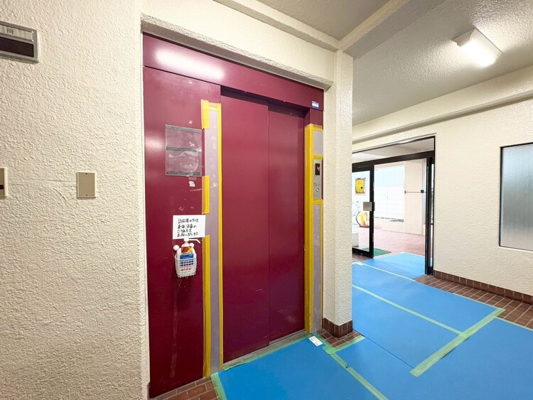 その他 エレベーター完備のため荷物が多くなっても安心。