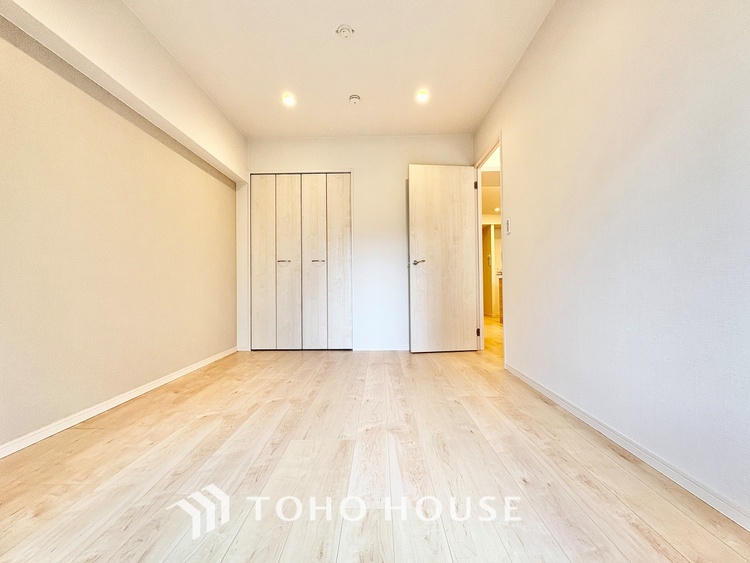 内装 【そよぐ風、緑の香り】澄み切った空気。移ろう季節の中、ゆっくりと流れる時間を、大切な人と愛でる至福。幸せを噛みしめる穏やかな生活。