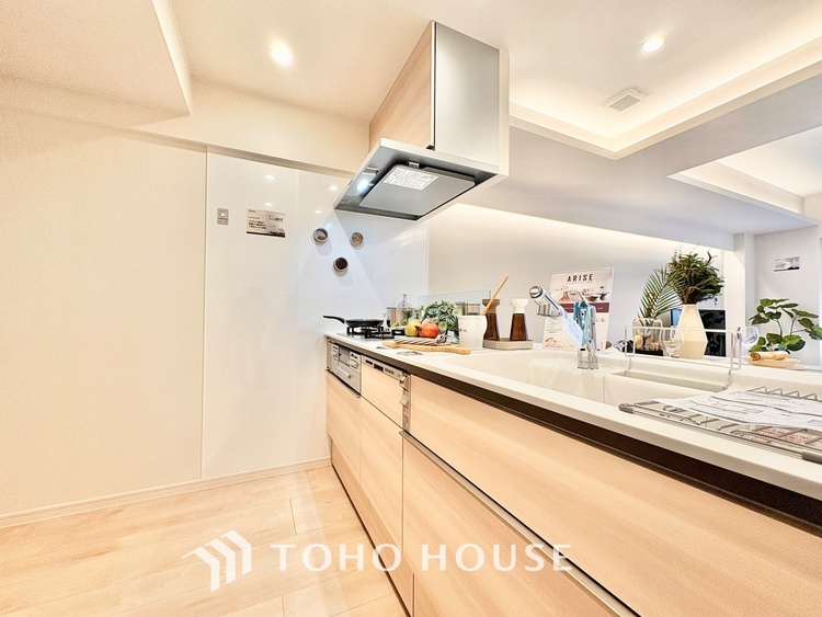 キッチン 【APPEARANCE】◆家族◆愛する家族を一目で見渡せる。家族が集う空間。永遠に続く幸せな毎日を、ここで。