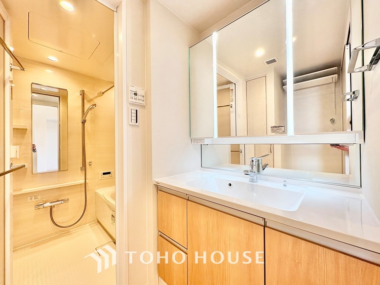 洗面 【APPEARANCE】◆ここに帰る◆のが楽しみになる。煌びやかで笑顔溢れる毎日を。