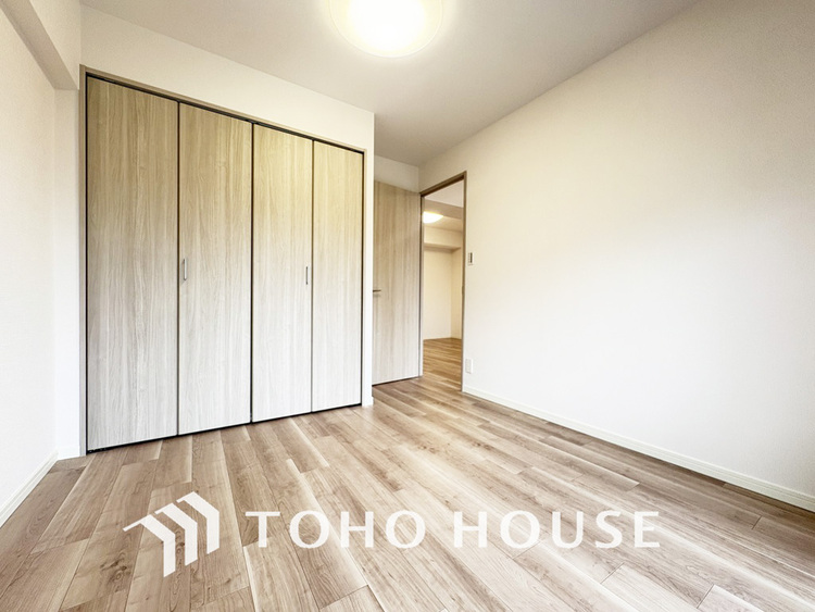 内装 シンプルですっきりとした室内は飽きのこない居心地の良い雰囲気です