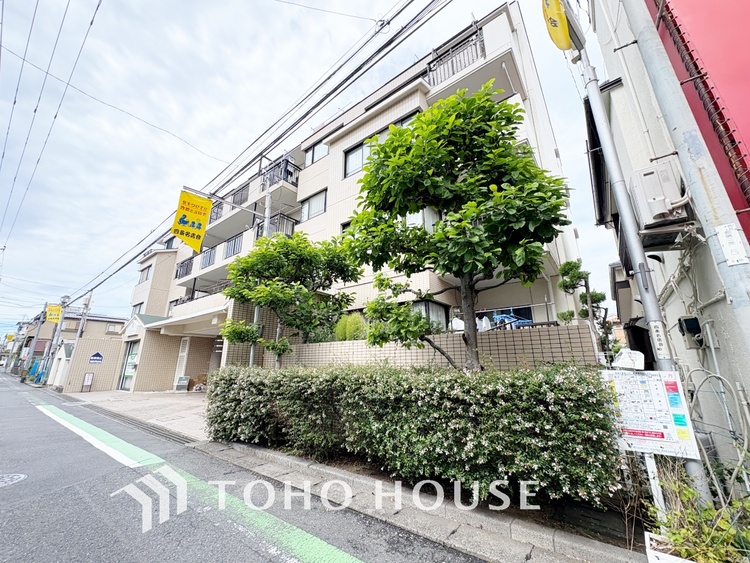 外観 陽だまりに満ちたくつろぎの空間を演出します。