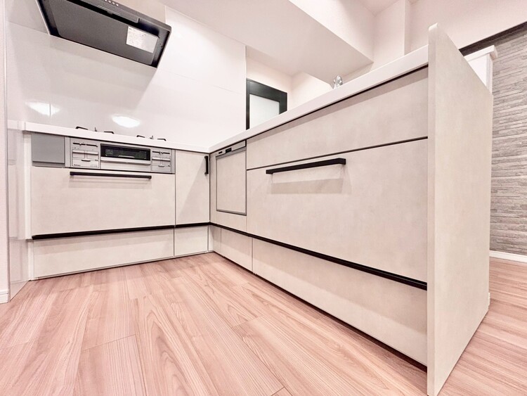 キッチン 開放感のあるキッチンスペース。調理をしながら、会話も弾みそうですね。