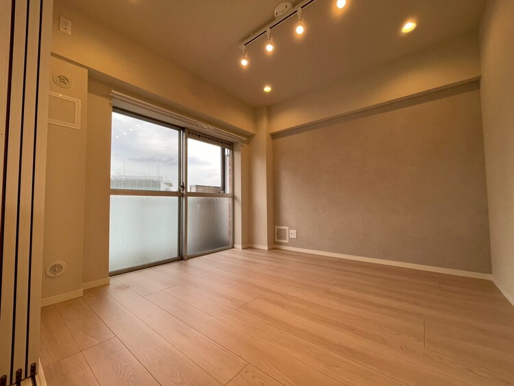 その他 清かで艶やかな時間をもたらしてくれる室内です。