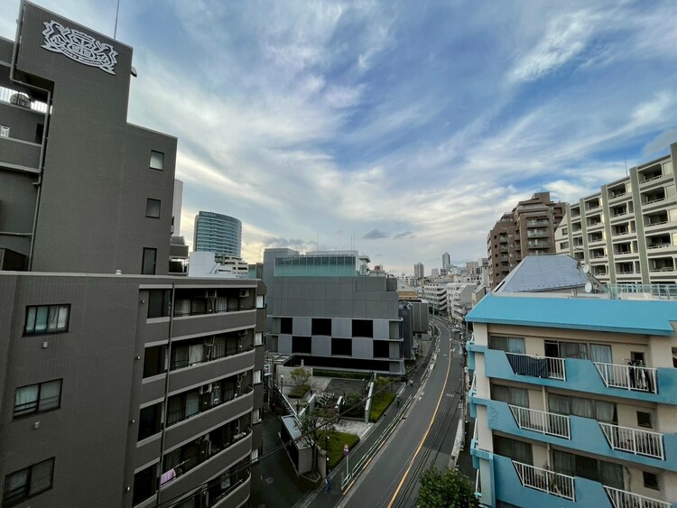 その他 眺望や窓からの景色が良いと、家で過ごす時間も快適です。