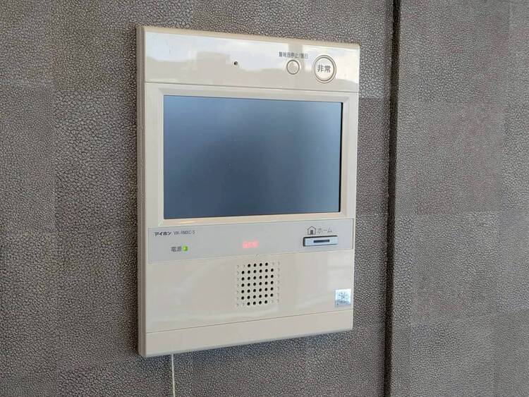 その他 誰が来てもわかる様にモニター付きインターホンを設置。