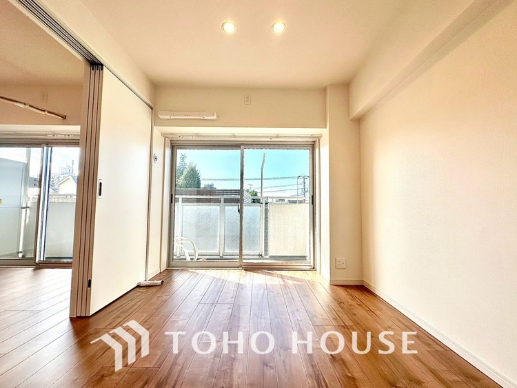 内装 ◆属毛離裏◆子は父を手本とし、母に愛育されて成長する。家族の深い繋がり。いつまでも大切にしたい。