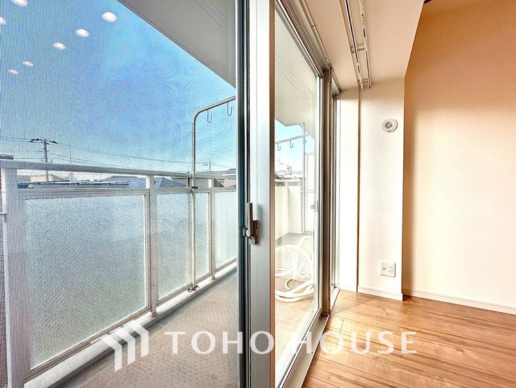 内装 ◆Sunshine◆光が燦々と入り、いるだけで気持ちいい。「開放的でゆとりあるお部屋です。」