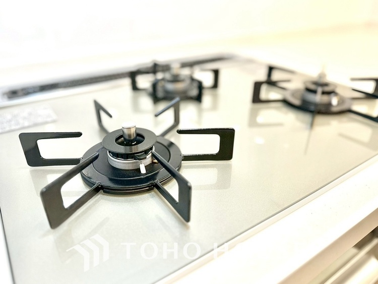 キッチン 【KITCHEN】◆家族のおはよう◆の声を笑顔で迎えてあげられるシステムキッチン。朝ごはんが楽しみでちょっと早起きしたくなるんです。