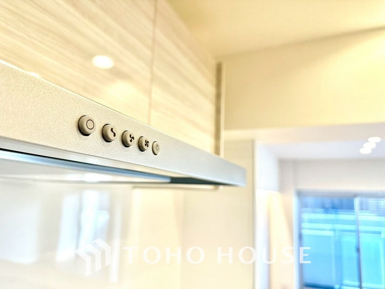 その他 【KITCHEN】◆開放的◆後片付けが楽なシステムキッチン。収納スペースの充実！