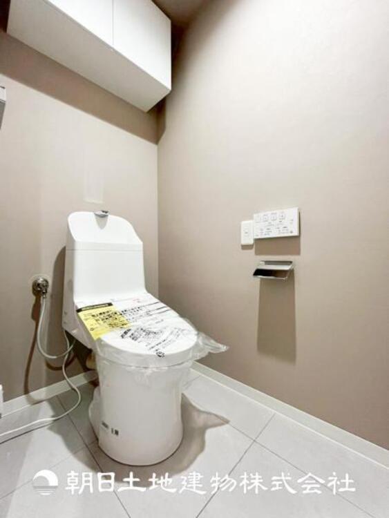 トイレ 【トイレ】大切な1人時間。寛ぎだけではない、快適な生活を送る為に必要なもの。毎日使う場所だから、より快適な空間に仕上げられています。