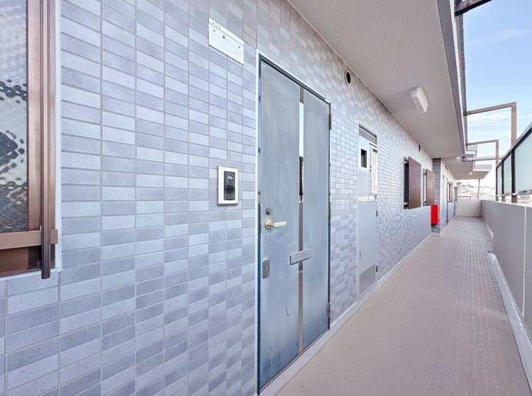 玄関 玄関を開ければ、そこは安らぎのご自宅。