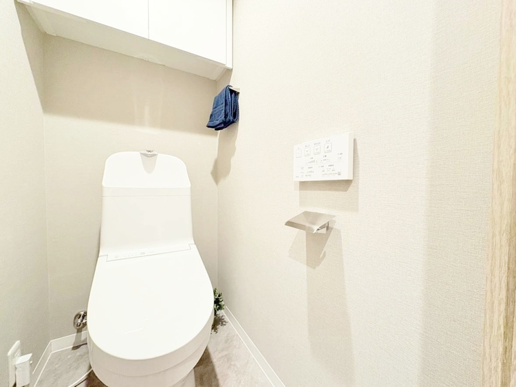 トイレ 暮らしの中のさりげないひとときの快適さにも、こだわりを、持って設備を配しております。