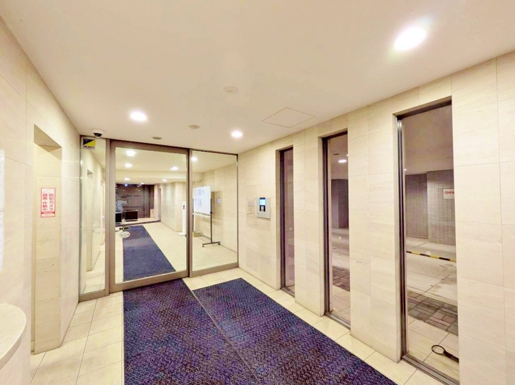 エントランス エントランス内部は、管理が行き届き清潔な共有スペースとなっています。