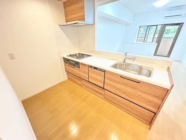 その他 使いやすくスタイリッシュなキッチン空間になっております。