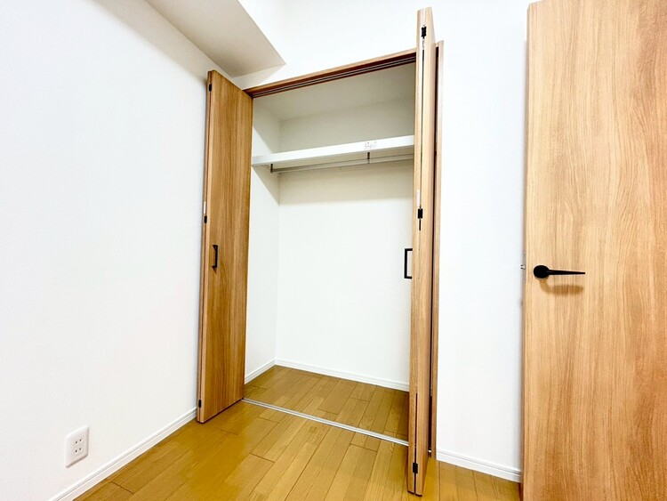 その他 家電やスーツケース、ストック品など何でも片付く嬉しい空間です。