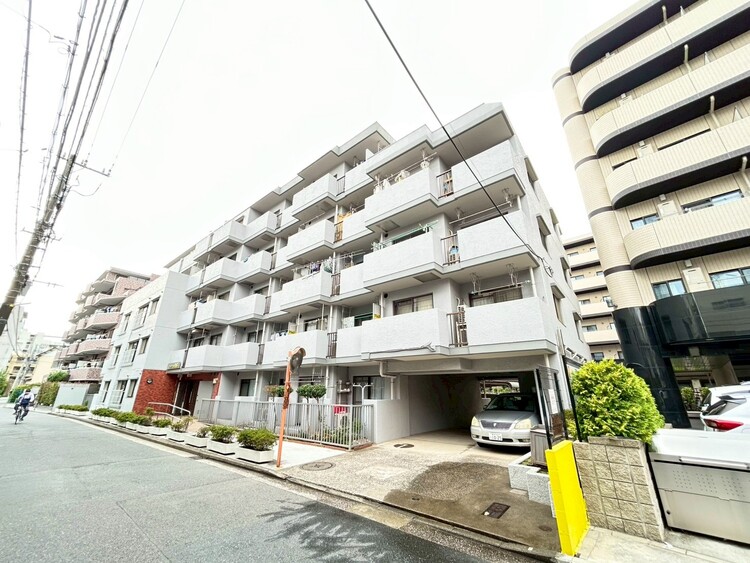 その他 飽きのこないシンプルモダンな外観です。