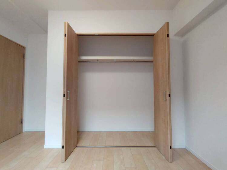 その他 収納スペースが付いていて、お部屋を広く使っていただけます。