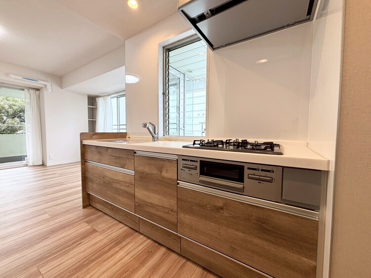 その他 開放感のあるキッチンスペース。調理をしながら、会話も弾みそうですね。