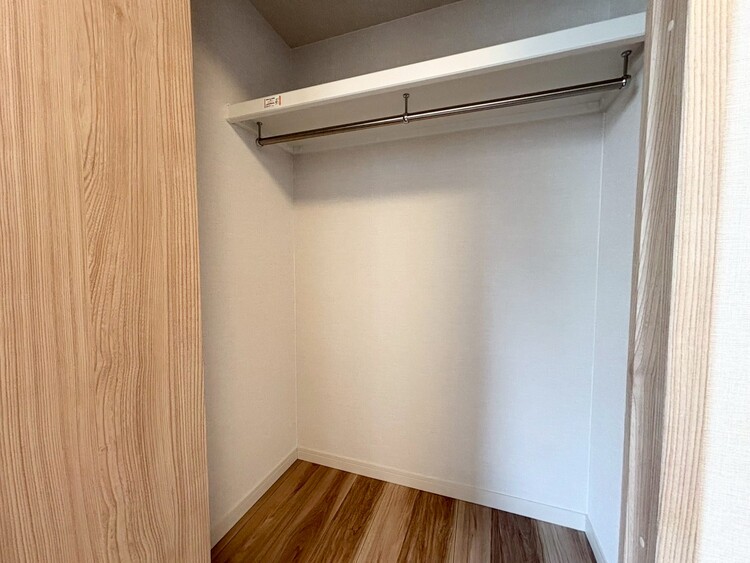 その他 収納スペースが付いていて、お部屋を広く使っていただけます。