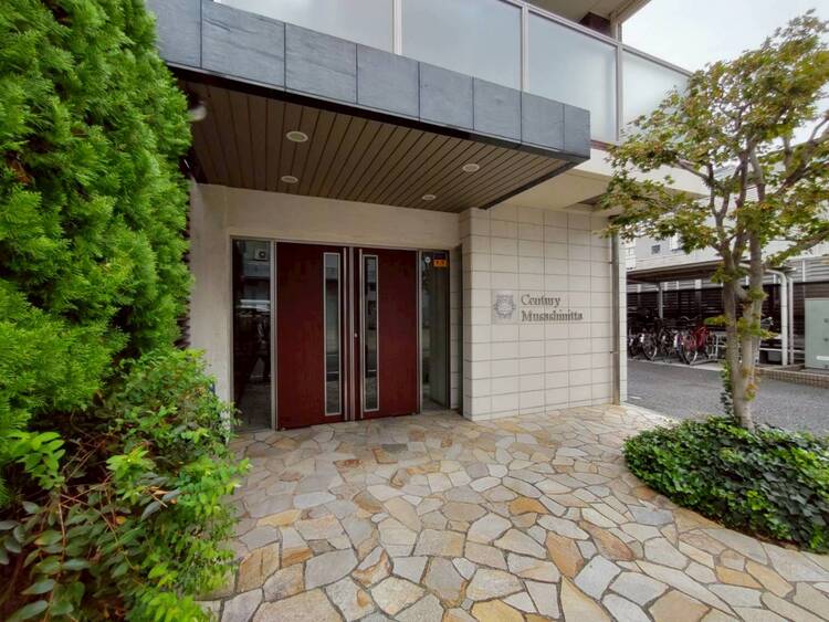 その他 上質感漂う玄関アプローチです。