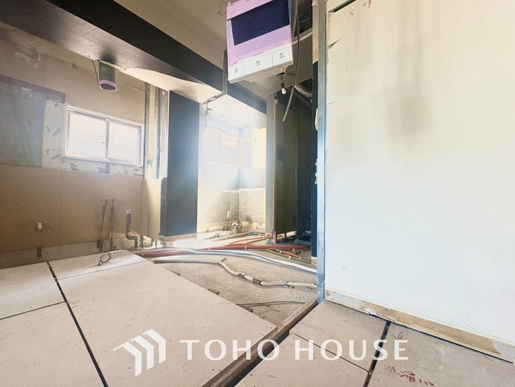 内装 ◆子供部屋◆冷涼な風、そよぐリビング。だんらんの場所はここから始まり、ここで終わる。家族の笑顔が集う素敵な場所だから、こだわり抜いた思いが詰まっているのだと思う。