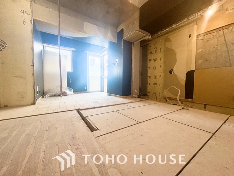 内装 ◆ここに在る◆事も無げに美しく、伝えるには筆舌に尽くし難い。豪華絢爛や華美と言う事ではなく、住まう者にとって暮らし易く心地がいいと言う美しさがこの住まいには込められている。