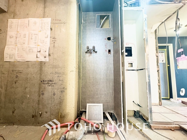 トイレ ◆トイレ◆トイレも全て新品に交換されており、清々しく新生活を始めることができます。白基調の清潔感のある空間に生まれ変わりました。