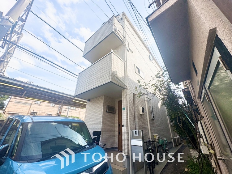 その他 【Breeze, green scent】澄み切った空気。移ろう季節の中、ゆっくりと流れる時間。幸せを噛みしめる穏やかな生活。