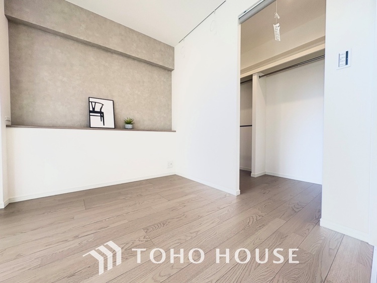 内装 【PRIVATE ROOM】◆属毛離裏◆子は父を手本とし、母に愛育されて成長する。家族の深い繋がり。いつまでも大切にしたい。