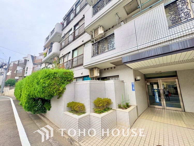 外観 【APPEARANCE】◆陽光◆が差し込む。この開放的な空間に家族の笑顔が集う。家族が一緒に過ごす空間は明るく、そして居心地よく。